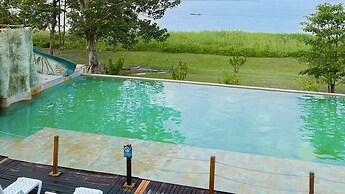 Hotel On Vacation Amazon