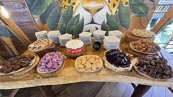 Hotel On Vacation Amazon