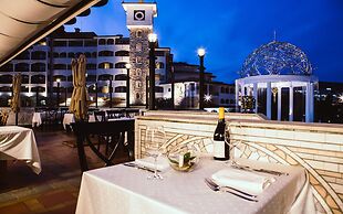 Helena Sands Hotel