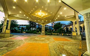 Helena Sands Hotel