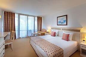 Helena Sands Hotel
