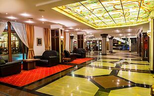 Helena Sands Hotel