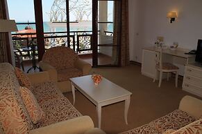 Helena Sands Hotel