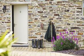 The Plume of Feathers