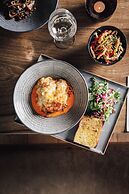 The Plume of Feathers