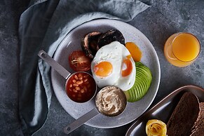 The Plume of Feathers