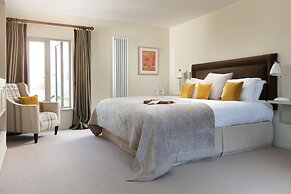 The Plume of Feathers