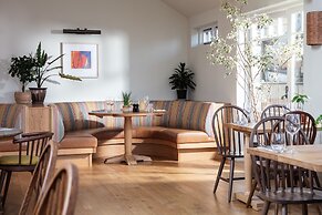 The Plume of Feathers