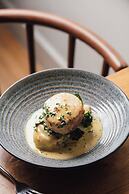 The Plume of Feathers