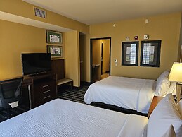 Holiday Inn Express & Suites Perry-National Fairground Area #34 by IHG