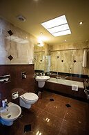 Helena VIP Villas and Suites