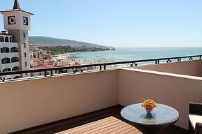 Helena VIP Villas and Suites