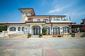 Helena VIP Villas and Suites