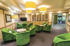 Four Seasons Country Club