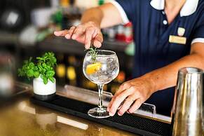 Four Seasons Country Club