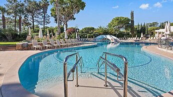 Four Seasons Country Club