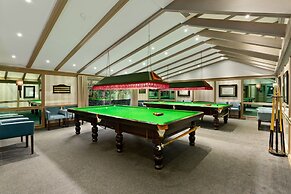 Four Seasons Country Club