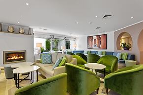 Four Seasons Country Club