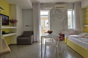 1926 Designed Apartments Hotel