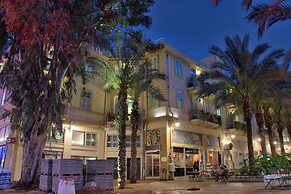 1926 Designed Apartments Hotel