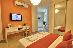 1926 Designed Apartments Hotel