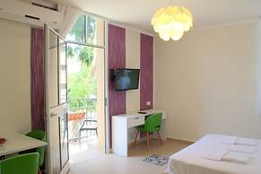 1926 Designed Apartments Hotel