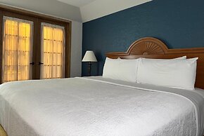 Chateau Hotel and Conference Center