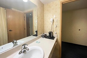 Chateau Hotel and Conference Center