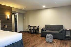 Chateau Hotel and Conference Center