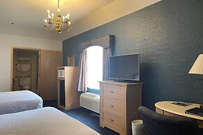 Chateau Hotel and Conference Center