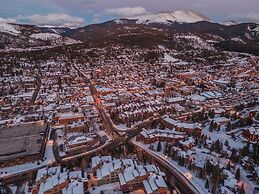 Breckenridge Boutique Hotel