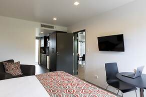Quest Ponsonby