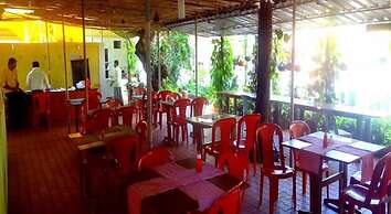 Poonam Village Resort