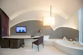 The Roseate New Delhi