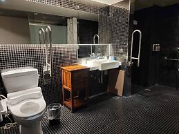 Simple Plus Hotel