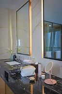 Expo Center Hotel