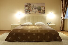 Hotel Crystal