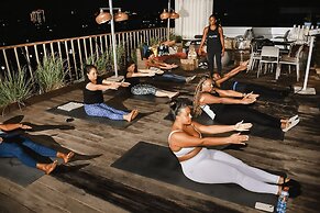 Roots Hotel Apartment