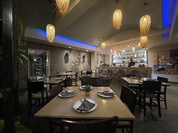 Roots Hotel Apartment