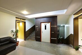 Hotel Sai Grand Castle Inn