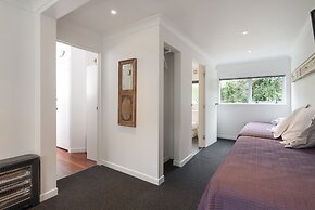 Lakeside City Apartments