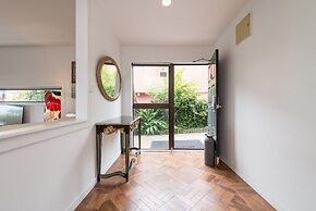 Lakeside City Apartments