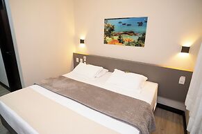 Camboriú Praia Hotel