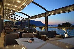 Christina Beach Hotel