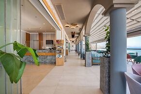 Christina Beach Hotel