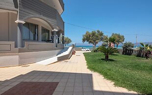 Christina Beach Hotel