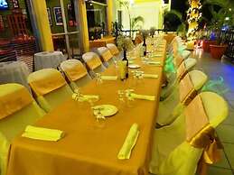 Hotel Costa Azul County Beach