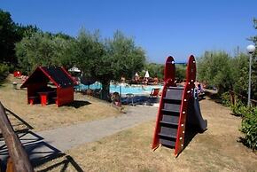 Camping Villaggio Cerquestra