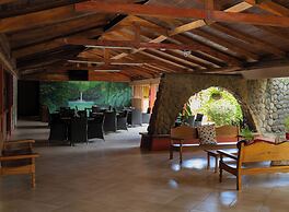 Las Espuelas Hotel