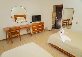 Las Espuelas Hotel